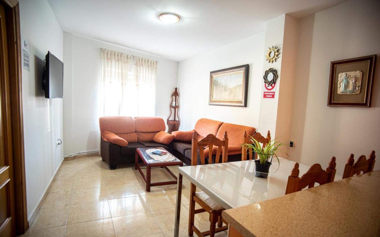 Apartamentos San Anton 比利亚罗夫莱多 外观 照片